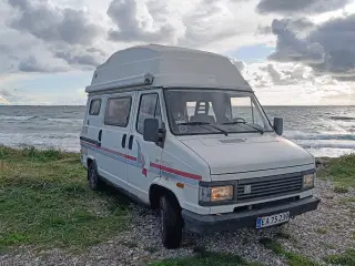 Autocamper med 8 �år til syn BENZIN