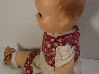 Gammel dukke med papmaché hovede? H 32cm