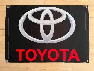 Flag med Toyota 