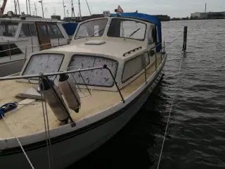 Motorbåd 27 Fod 165 HK diesel