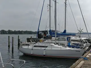 Beneteau First 29