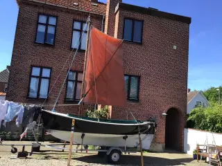 Lynæs Smakkejolle i god stand