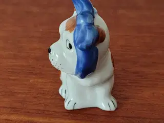 Lille fin porcelænshund