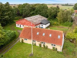 Nedlagt landejendom på Lolland