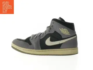 Nike Air Jordan 1 Mid sneakers (str. 40,5)