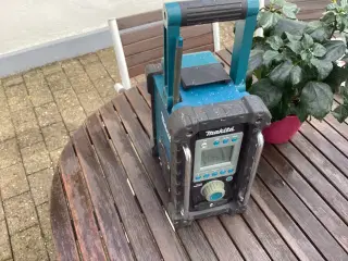 Makita arbejdsradio BMR 100, virker fint