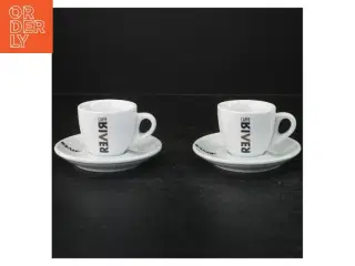 Espressokopper med underkopper fra Revir (str. Kopper. ø. 6,5 cm. tallerkener. ø. 12 cm)