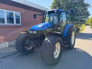 New Holland TS115