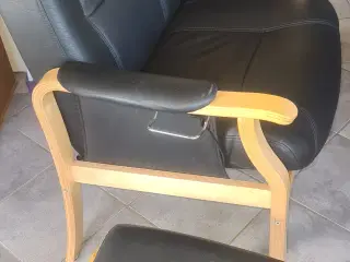 Otiums stol med skammel
