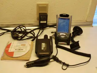 Compaq iPAQ H3800 med Navman SE