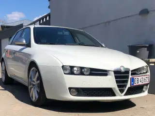 Alfa Romeo 159 Sportsvagon 