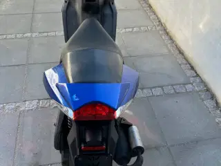 Peugeot speedfight 3
