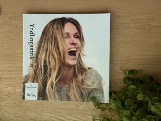 Yndlingsstrik 4 - Katrine Hannibal