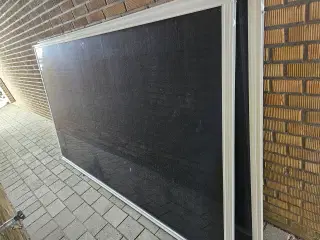 Skydelåger i sortglas