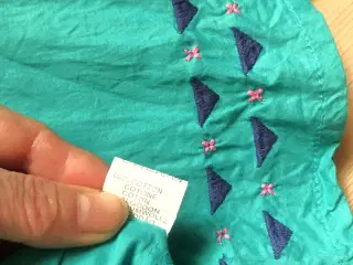Turkis SKJORTE - BUSSERONNE med broderi