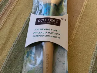 ecotools makeup pensel