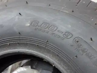  2 nye dæk 6.00 - 9 med nye slanger byttes sælges