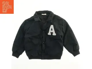 Jakke med A-mærke fra Arket (str. 110)