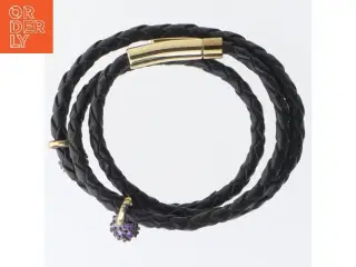 Flettet sort læderarmbånd med guld lukning (str. 50 cm)