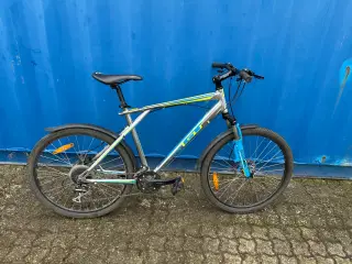 GT Aggressor Sølv/Grøn Mountainbike til salg 