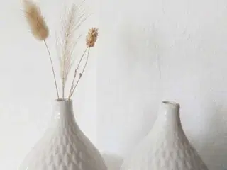 2 flotte hvide keramikvaser – Nordisk stil – 