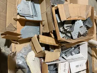 Søm skruer og beslag