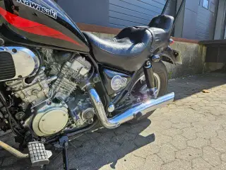 Kawsaki VN 750 Vulcan bobber