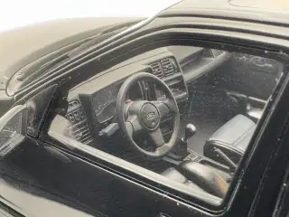 1992 Ford Sierra 4x4 Cosworth 1:18  
