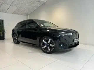 BMW iX xDrive50 Supercharged