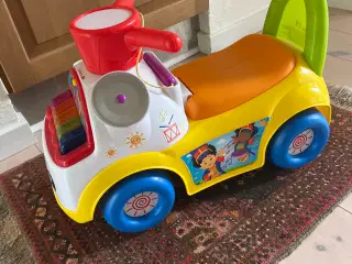 Fisher Price gåvogn med musik 