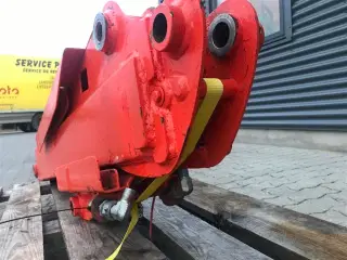 - - - Udskudsarm for Kubota U17