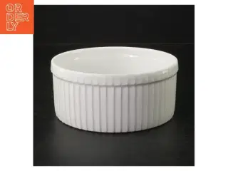 Hvid porcelænsskål fra Pillivuyt (str. Ø. 14,5 cm)