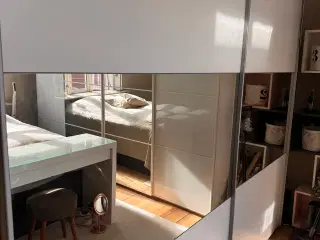 Ikea hvidt skab 