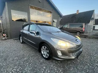 Peugeot 308 2,0 HDi 136 Premium SW 7prs