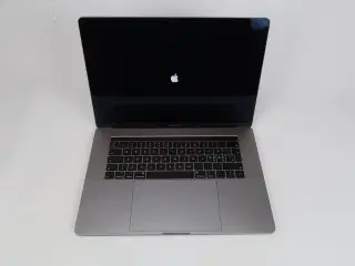 Apple MacBook Pro i7 15,6"