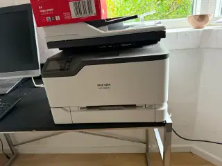printer næsten ikke brugt som ny uden toner