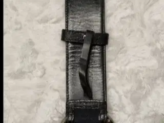 GUCCI BÆLTE SÆLGES 