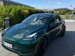 Tesla Model Y  Performance AWD