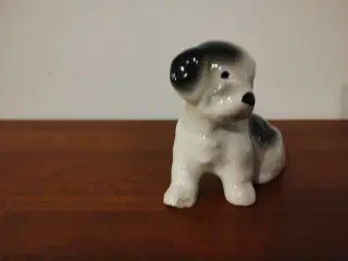 Lille fin porcelænshund