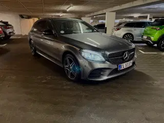 Mercedes C300 de 2,0 AMG Line Night Edition stc. aut.