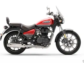 Royal Enfield Meteor 350 Supernova