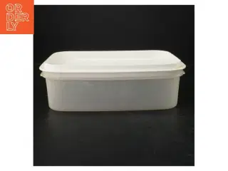 Osteboks fra Tupperware (str. 29x19 cm)