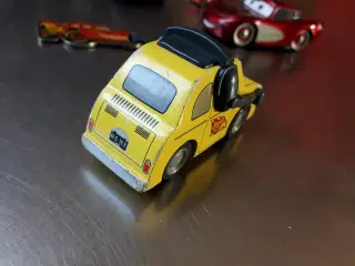 6 Dele Disney / Pixar Cars