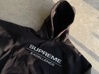 Helt ny unik Supreme hoodie