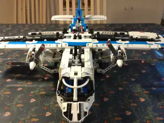 Lego Transport Fly