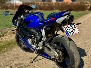 Honda Fireblade RR 1000 (NYSYNET)