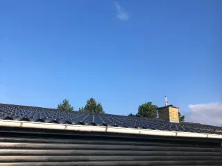 Ståltag, sort