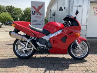 Honda VFR 800 F