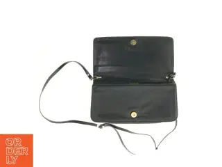 Sort vintage skuldertaske i læder (str. 29 x 15 cm)