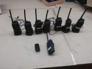 9 stk. Walkie-talkie RETEVIS RT24